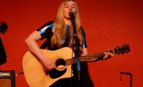 marta_plumilla_album_directo_fotomaton