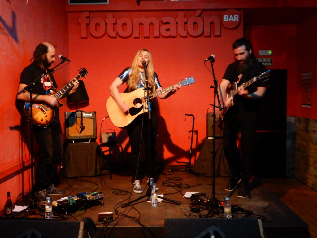 marta_plumilla_album_directo_fotomaton_banda