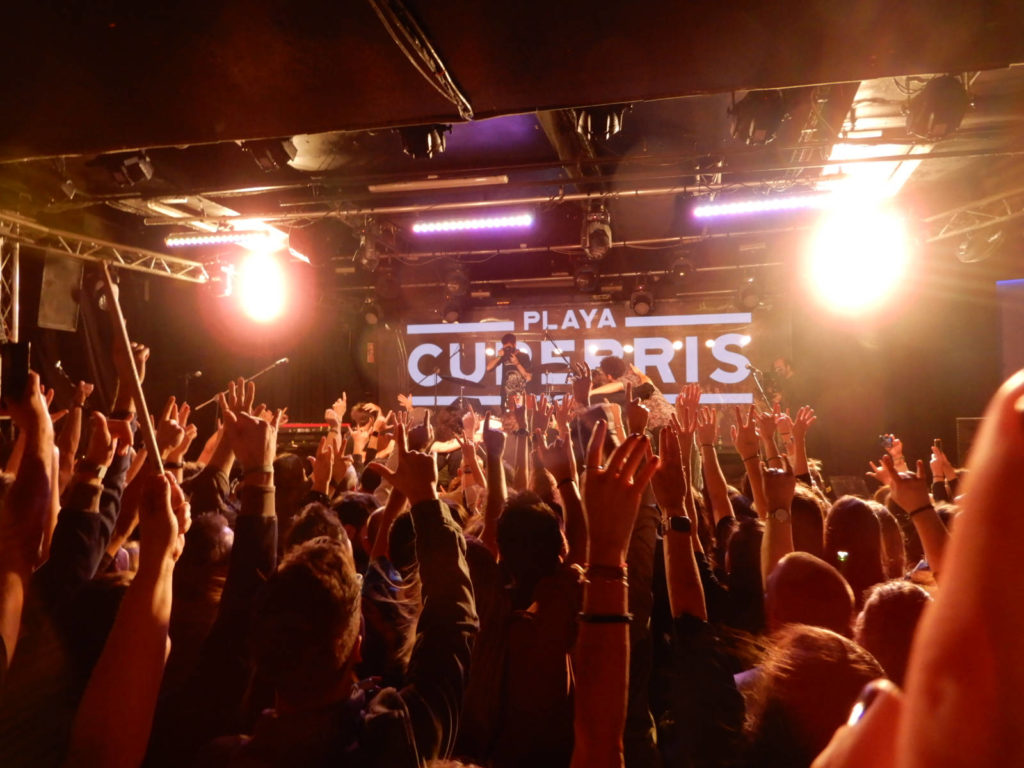 playa_cuberris_mon_live_lleno
