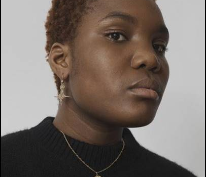 arlo_parks_black_dog