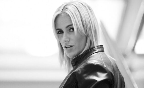 Jennifer_rojo_Cosmos_Felipe_Florez_Ramos