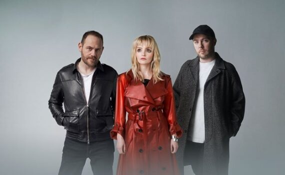 chvrches_robert_smith_how_not_to_drown_sebastian_mlynarskikevinjt