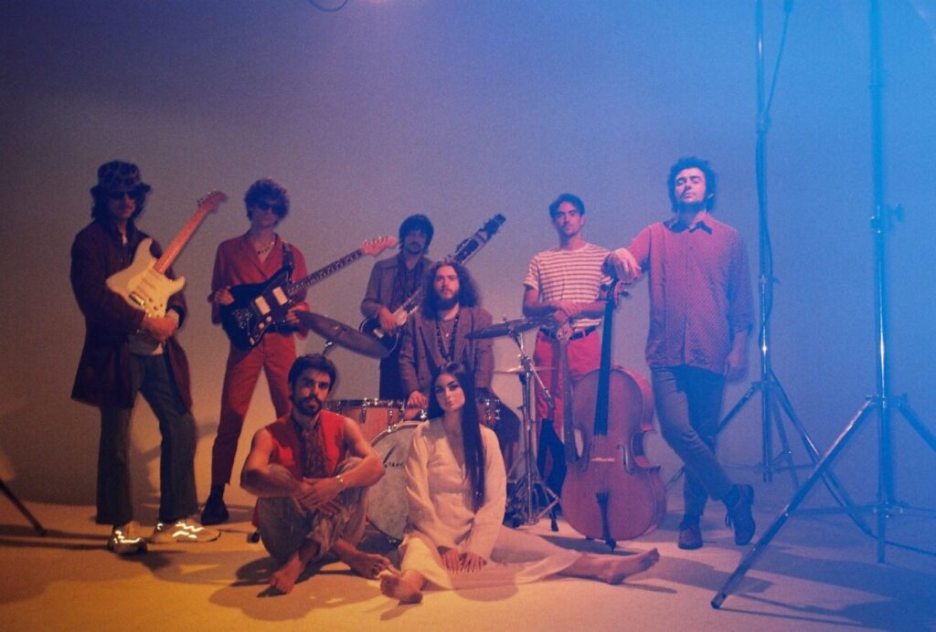 naked_family_entrevista_directo