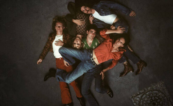 parcels_day_night_famous